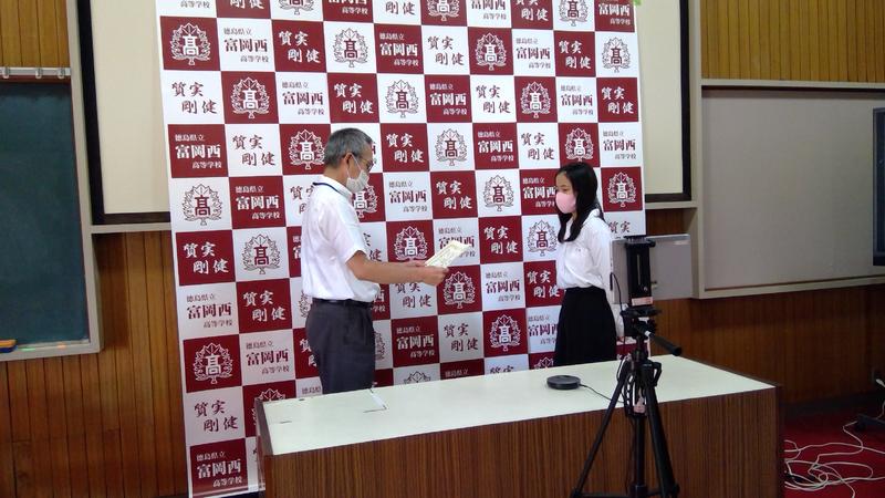 WIN_20220829_09_23_19_Pro