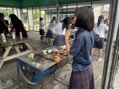 BBQ4