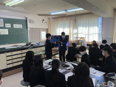 英語による理科授業3002